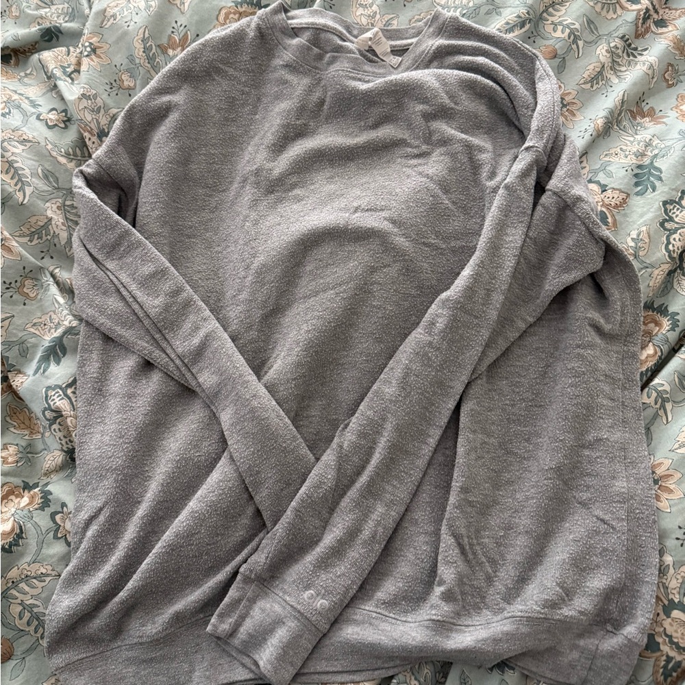 ALO Yoga Gray Crewneck Sweater - Picture 2 of 5